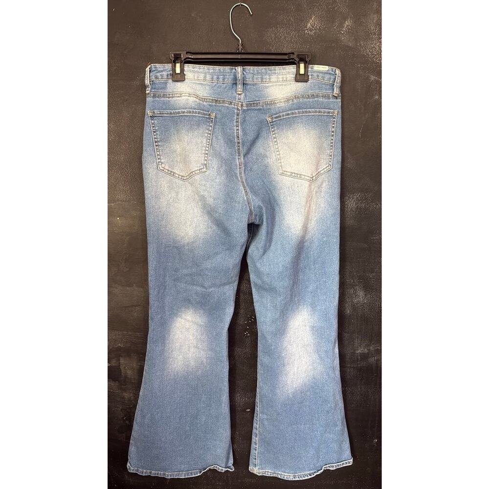 Almost Famous Distressed Flared Jeans - Picture 3 of 6